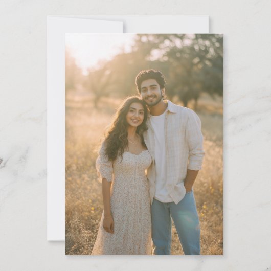 Serene Beige Floral Photo 招待状 (正面)