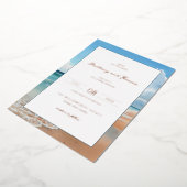 Serene Blue Beach Waves 箔招待状 (回転した状態)