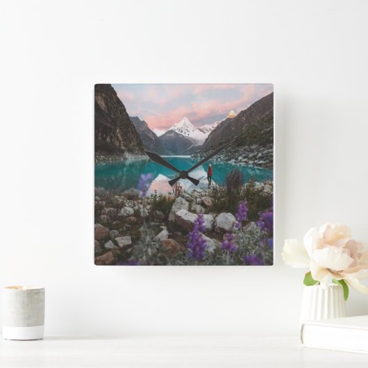 Serene Blue Mountain & River Wall Clock – Modern H スクエア壁時計 (ホーム)