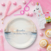 Serene Coastal Sail Birthday ペーパープレート (パーティー)