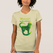 Serene Glow:芸術的 Cat in Green and Yellow Tシャツ (正面)
