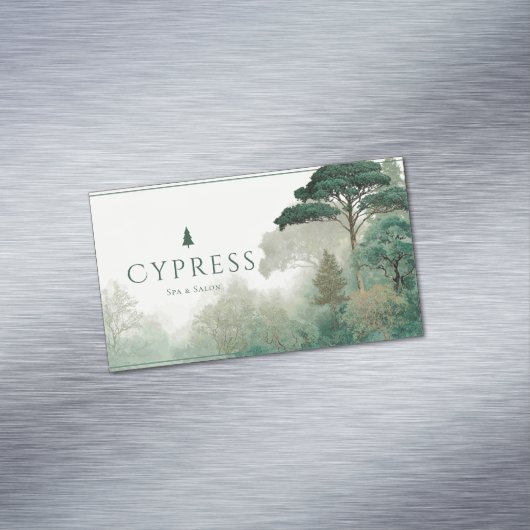 Serene Misty Forest Minimalist Green Trees マグネット名刺 (インサイチュ)