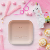 Serene Peach Minimalist Typographic ペーパープレート (パーティー)