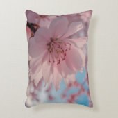 Serene Spring Flower Art  アクセントクッション (正面(垂直))