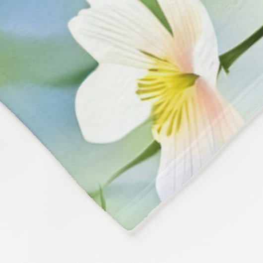 Serene Wildflower   フリースブランケット (角)
