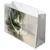 Serene Willow Tree Reflection Nature Art (2) ラージペーパーバッグ (裏面アングル)