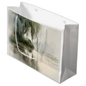 Serene Willow Tree Reflection Nature Art (2) ラージペーパーバッグ (正面アングル)