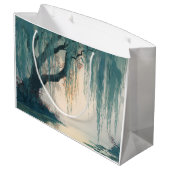 Serene Willow Tree Reflection Nature Art (3) ラージペーパーバッグ (裏面アングル)