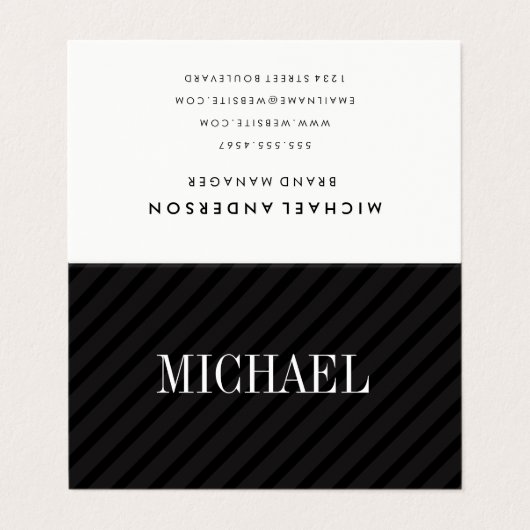 Serifフォント付きストライプミニマルな黒い 名刺 (外部フラット)