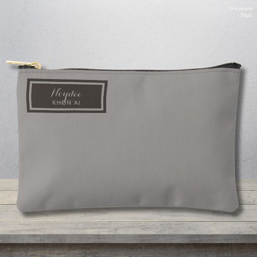 Serious Classic Minimal Simple Grey アクセサリーポーチ