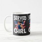 Served Like A Girl 女性退役軍人 ミリタリーウーマン コーヒーマグカップ (左)
