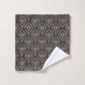 Set of patterned towels with a classic damask  バスタオルセット (ウォッシュタオル)