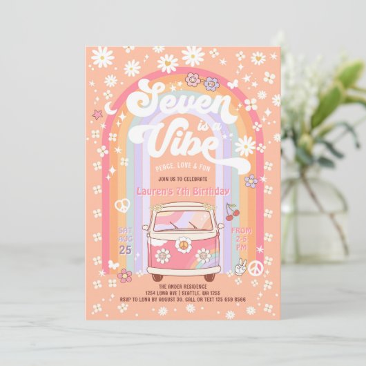 SEVENはVibe Groovy Van Hippie 7誕生日 招待状 (スタンド正面)