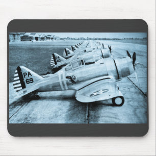 Seversky P-35のヴィンテージWWIIの戦闘機 マウスパッド