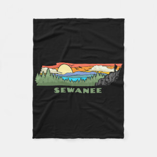 Sewanee Tennessee Nature Outdoor Hiking Retro  フリースブランケット