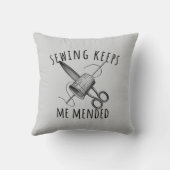 Sewciopath Sewing Keeps Me Mended Fun クッション (裏面)