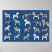 Sewing Dala Horses Poster ポスター (正面)
