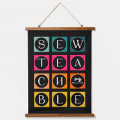 Sewteachable カラフルスクエア 吊り下げ型タペストリー (正面)