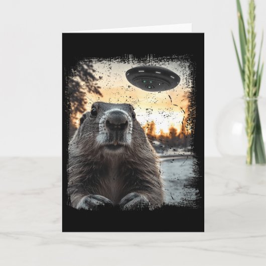 SF風エイリアン着陸 Weird Ufo グランドホッグ カード (正面)