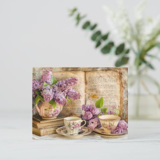 Shabby chic Lilac Bunch in an Antique Coffee Pot ポストカード (スタンド正面)