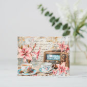 Shabby chic Pink Lily with Antique Radio Receiver ポストカード (スタンド正面)