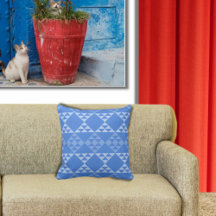 Shades Of Blue Triangle Pattern装飾用クッション