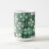 SHADES OF GREEN IRISH CELTIC SHAMROCKS  コーヒーマグカップ (中央)