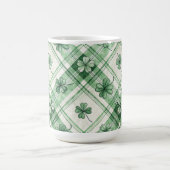SHADES OF GREEN IRISH CELTIC SHAMROCKS  コーヒーマグカップ (中央)