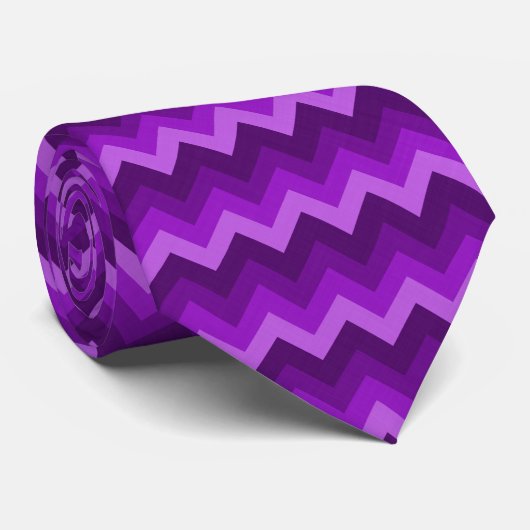 Shades of Purple LG Hombre Chevron ZigZag Pattern ネクタイ (ロール)