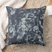 Shadow Pebble Dreams Throw Pillow クッション (ブランケット)