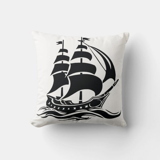 Shadow Sailing Ship – Vintage Ocean Illustration クッション (正面)