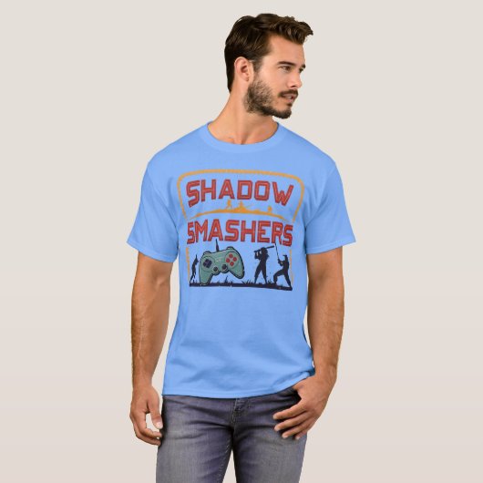 Shadow Smashers Retro Video Game gift Tシャツ (正面フル)