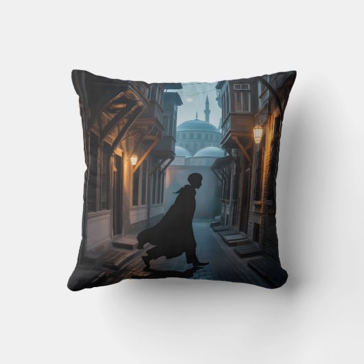 Shadow Walker in Istanbul Streets クッション (裏面)