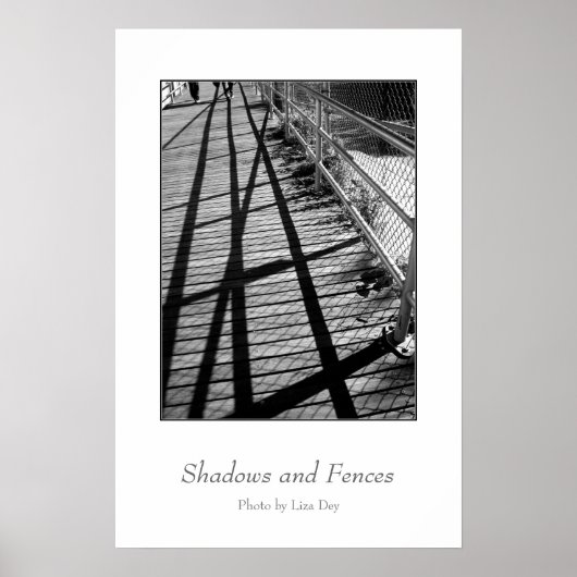 "Shadows and Fences" ポスター (正面)