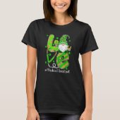 Shamrock Gnome Love Medical Assistant St Patricks  Tシャツ (正面)