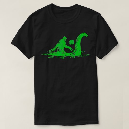 Shamrock Riding the Loch Ness Monster T-Shirt Tシャツ (デザイン正面)