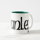 Shanleyのケルト族のドラゴンのマグ ツートーンマグカップ (正面右)