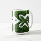 Shaped Grass Letter With Soccer Balls コーヒーマグカップ (正面右)