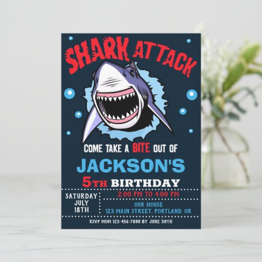 Shark Birthday Invitation - Shark Attack Party 招待状 (スタンド正面)