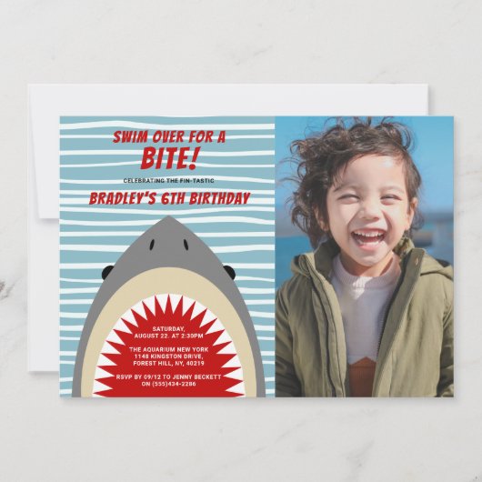 Shark Bite Any Age誕生日写真 招待状 (正面)