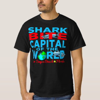 shark bite capital in  world new smyrna daytona tシャツ