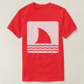 Shark Fin Ocean View Tシャツ (デザイン正面)