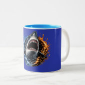 Shark Head Ocean Splash Design – Bold Marine Graph ツートーンマグカップ (正面右)