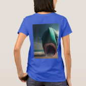 Shark sculpture on the beach tシャツ (裏面)