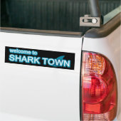 Sharktownへようこそ バンパーステッカー (トラック上)