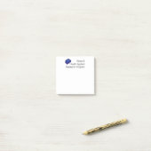 SHARPフルロゴを投稿 ポストイット (デスク上)