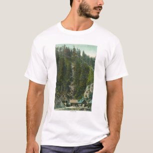 Shasta王のMineKennett、カリフォルニア眺め Tシャツ