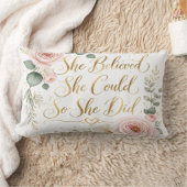 She Believed She Could Pillow ランバークッション (ブランケット)
