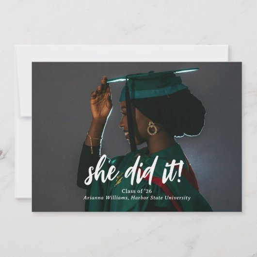 She Did It Classic Script Photo Graduation 案内状 (正面)