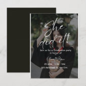 She Did It Script Fully Editable Graduation  インビテーションポストカード (正面/裏面)
